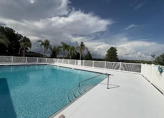 4 bed, 3.0 bath, 2268 sqft, $2,625 — Photo 3