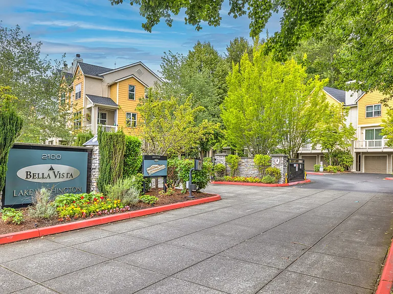 Bella Vista — Photo 42