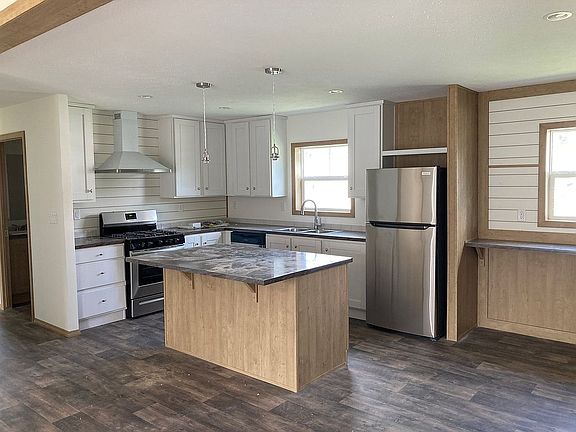 5th image of 1235 Dunbar Ave