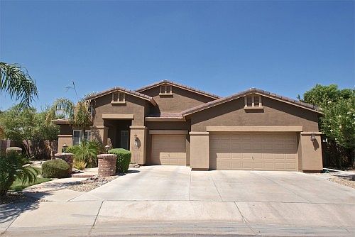 1st image of 820 E Lynx Way