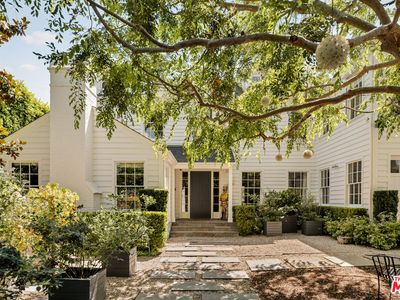 589 Moreno Ave, Los Angeles, CA, 90049