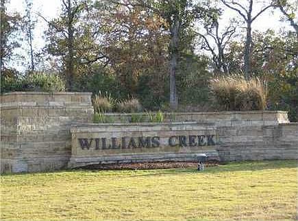 2nd image of 4722 Johnson Creek Loop