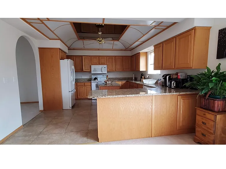 4805 Jaiden Ln — Photo 6