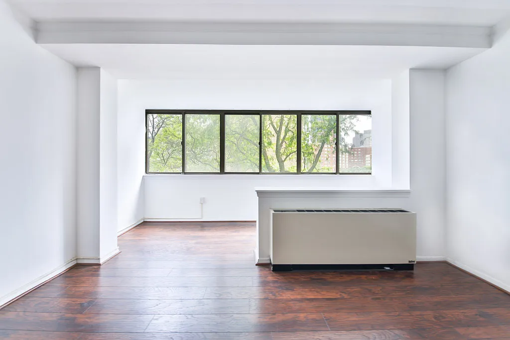 2 bed, 1268 sqft, $4,200 — Photo 1