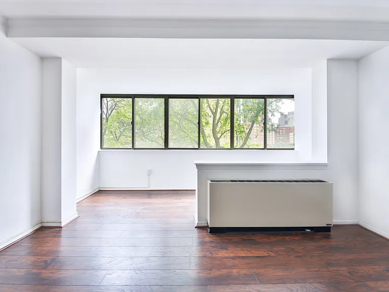 6 Whittier Pl #4E — Photo 2