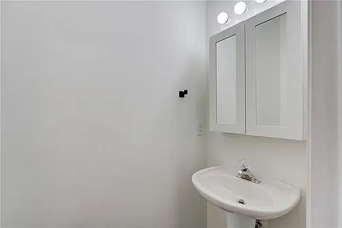 3340 Hidden Cove Cir #3340 Photo 1