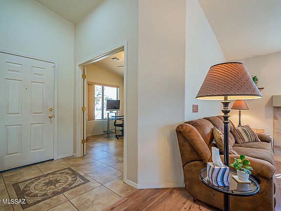 4th image of 8303 N Freshwater Ln