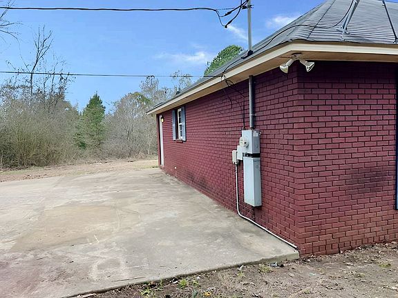 5th image of 200 Lee Road 466