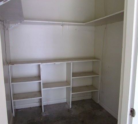 2nd image of 2717 Doles Pl