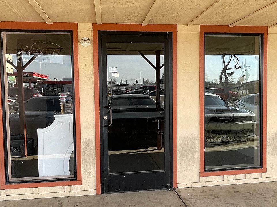 2nd image of 160 S Farmersville Blvd