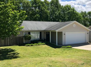 208 Hazel Dr, Easley, SC 29640