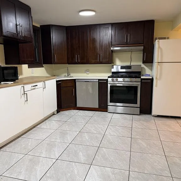 20 W Prospect Ave — Photo 1
