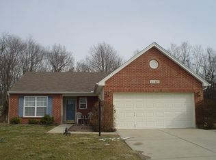 3348 Whispering Trees Dr, Amelia, OH 45102
