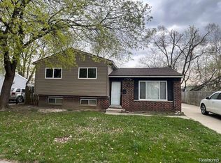 1433 Harry St, Ypsilanti, MI