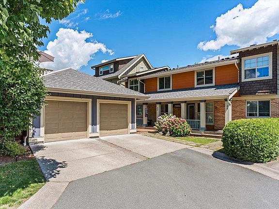 3rd image of 5851 Cowichan St #24