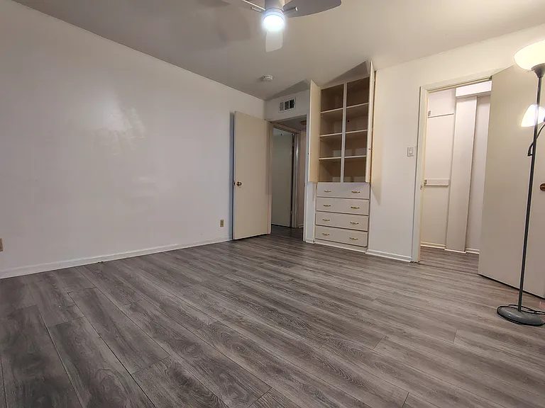 8401 N New Braunfels Ave #223 — Photo 7