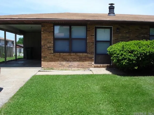 11 Sarpy Rd, Shiloh, IL 62221