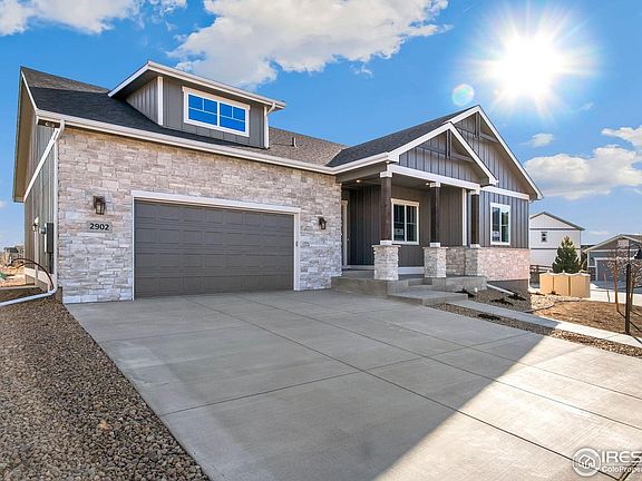 3rd image of 2902 Lake Verna Dr