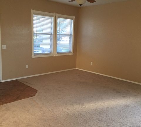 3rd image of 10619 E Olla Ave
