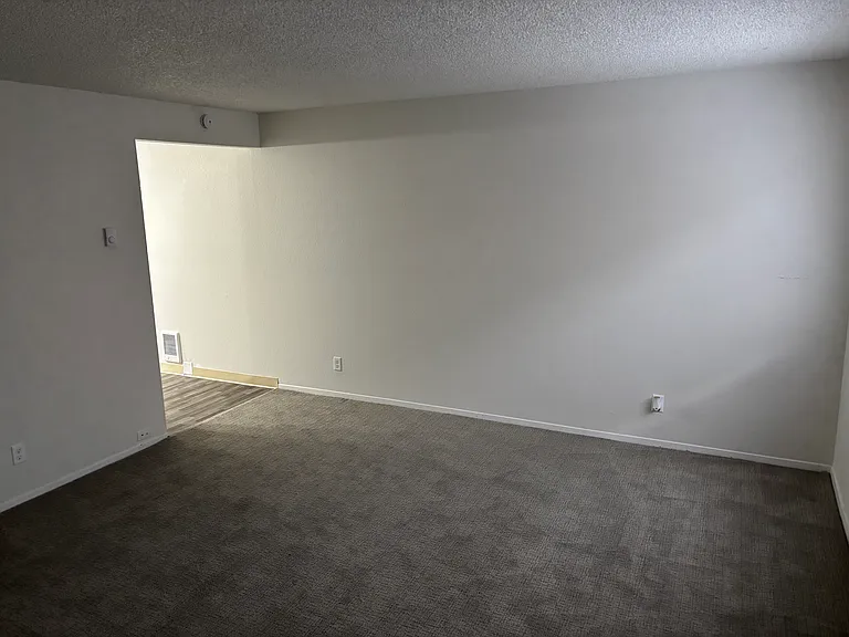 603 E Florida Ave #B — Photo 6
