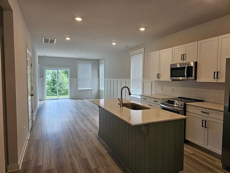 645 Birdie Dr — Photo 4