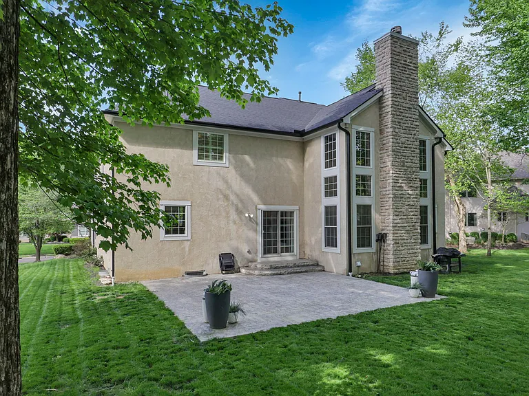 7097 Pleasant Colony Cir — Photo 93