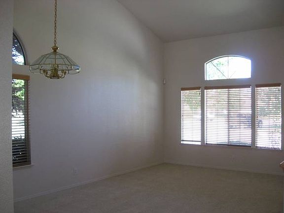 Living & Dining Area