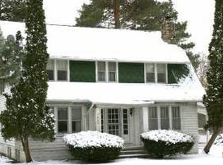 7805 Commerce Rd, West Bloomfield, MI 48324