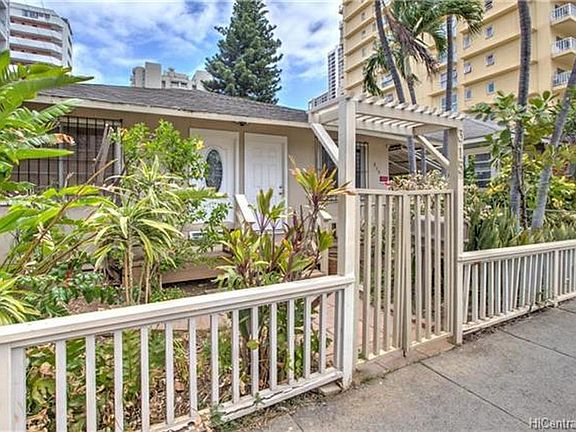 3rd image of 315 Liliuokalani Ave