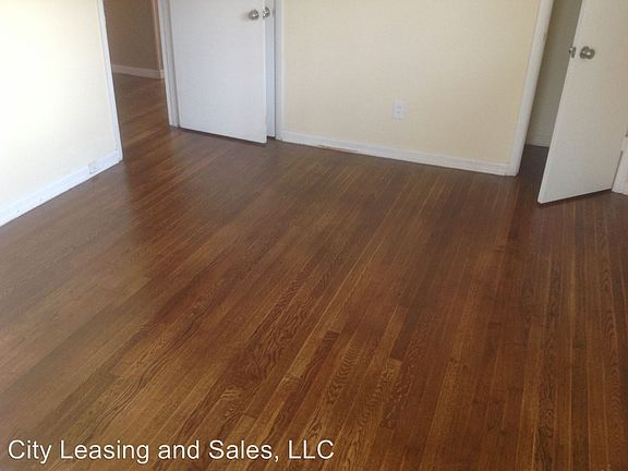 5th image of 1418 Vinton St
