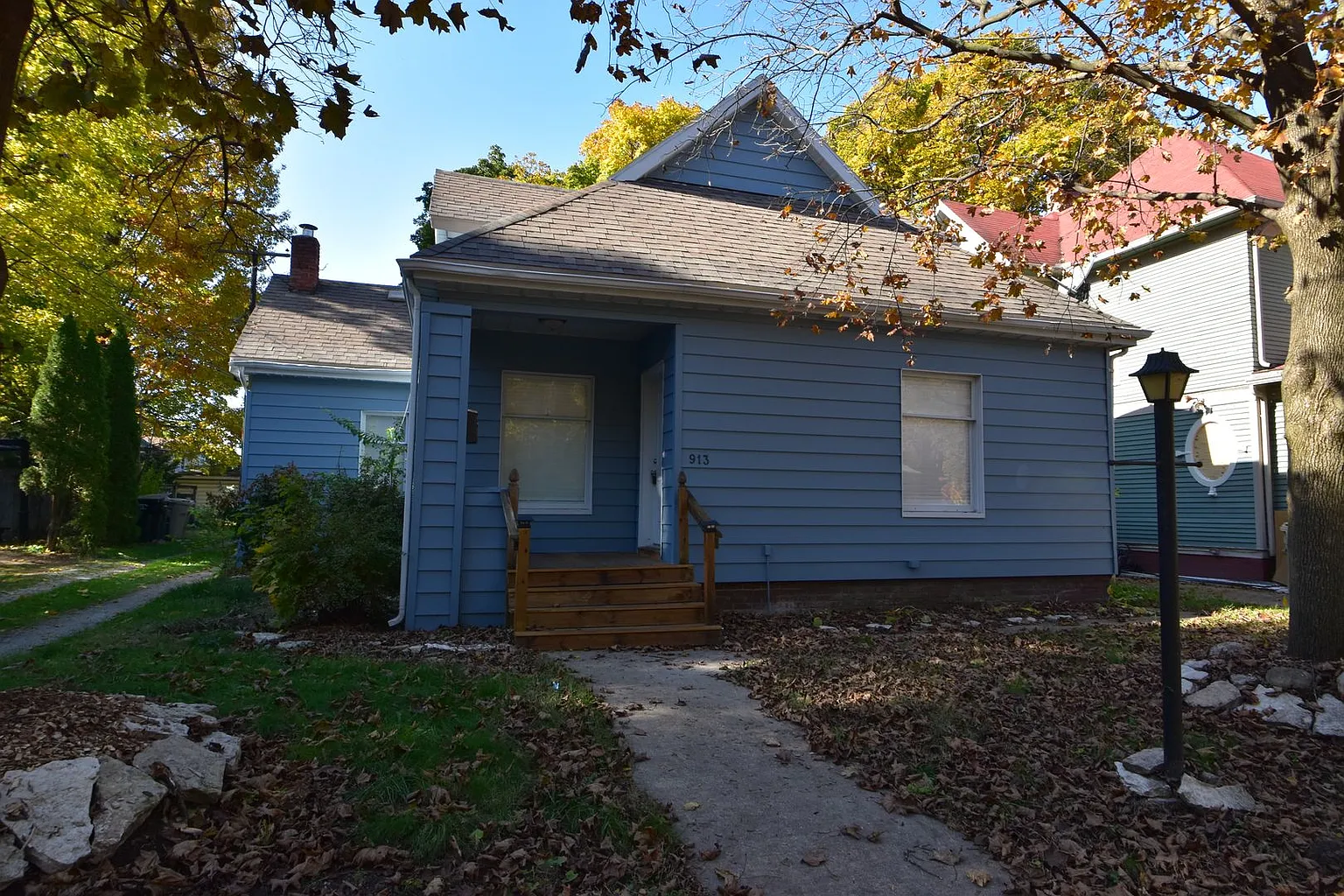 913 Leland Ave photo 1