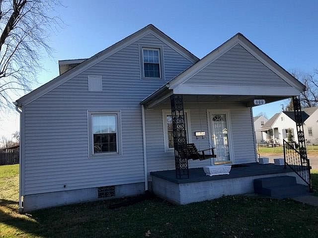 1st image of 600 W Highland Ave