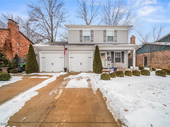 2456 Rockefeller Rd, Wickliffe, OH 44092