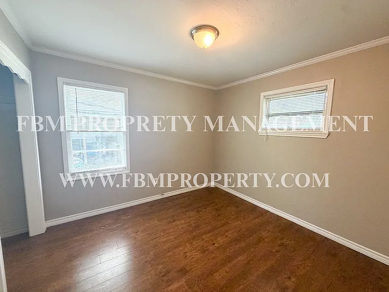 3015 Winfield Dr — Photo 12