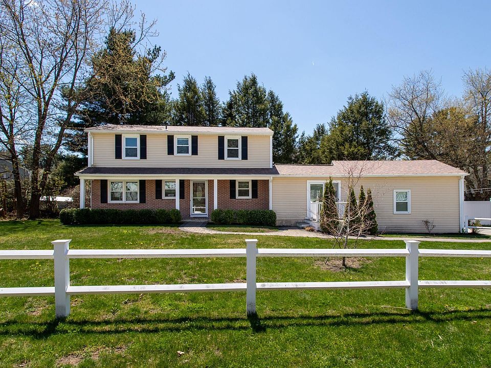 1st image of 9 Carolan Avenue