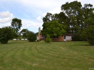 5084 Lennon Rd, Flint, MI 48507