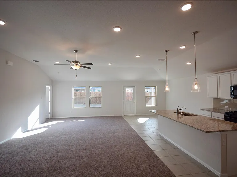 6122 Heron Dr — Photo 6