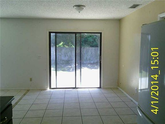 3rd image of 2945 1st St