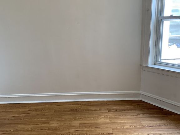 5th image of 7925 S Paulina St Unit 3