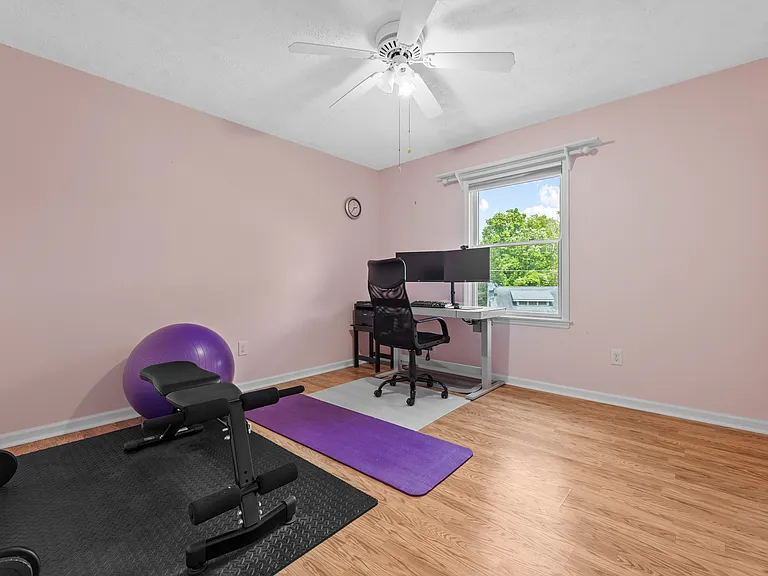 161 River Dr — Photo 16