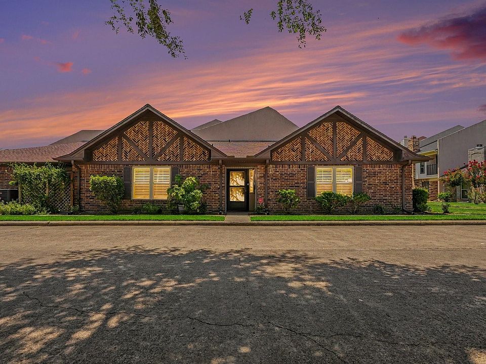1st image of 43 Wellington Park