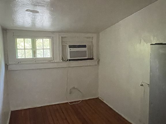 4th image of 7819 Saint Charles Ave #11579731