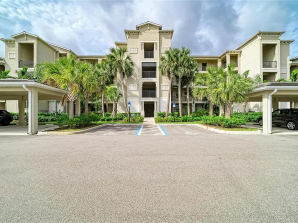 17724 Gawthrop Dr #401, Bradenton, FL 34211