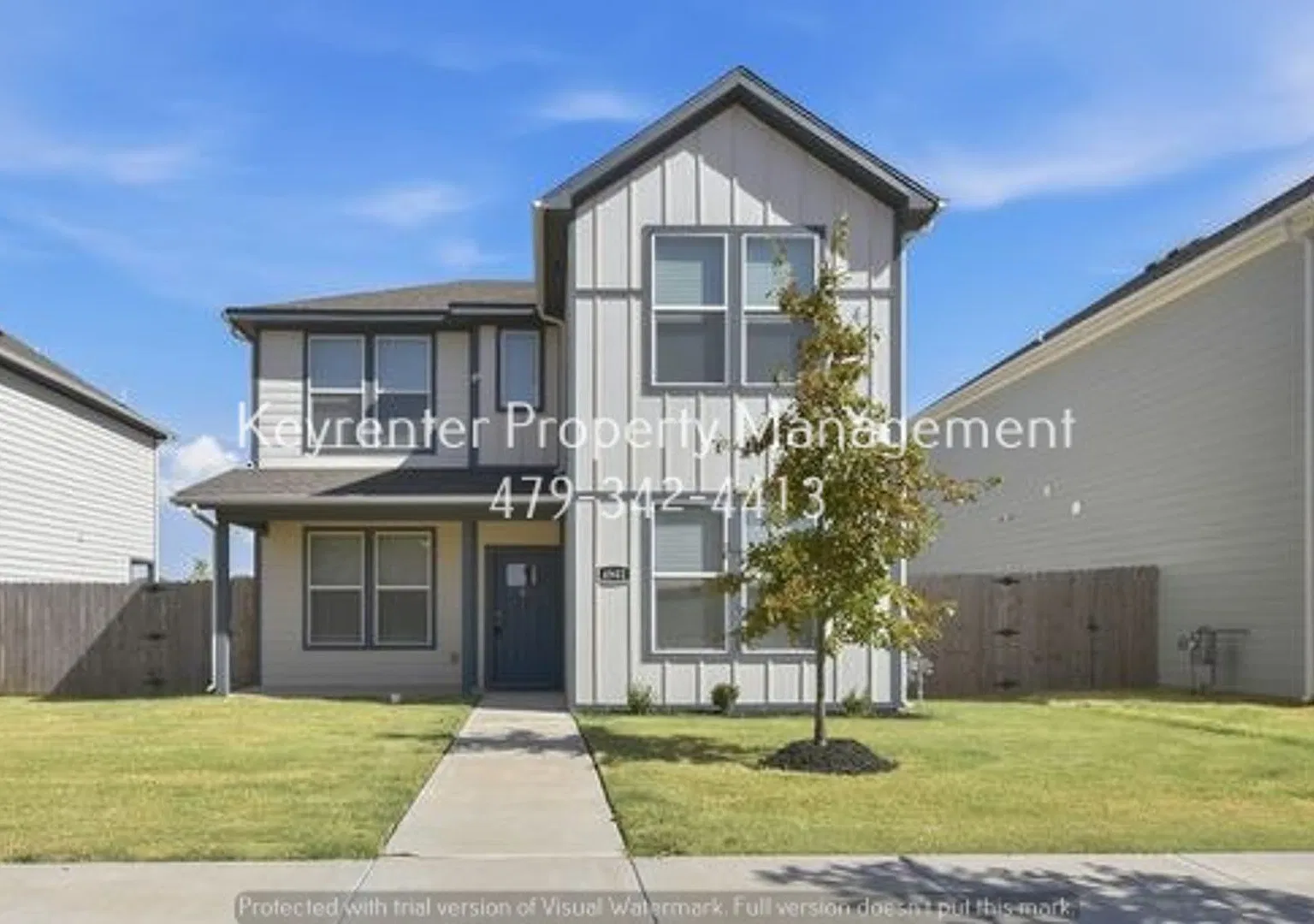 4 Bed / 4 Bath Home Only 4 Miles from the U of A Available NOW — Photo 1
