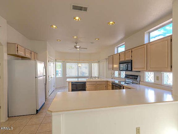 3rd image of 15719 W White Horse Dr