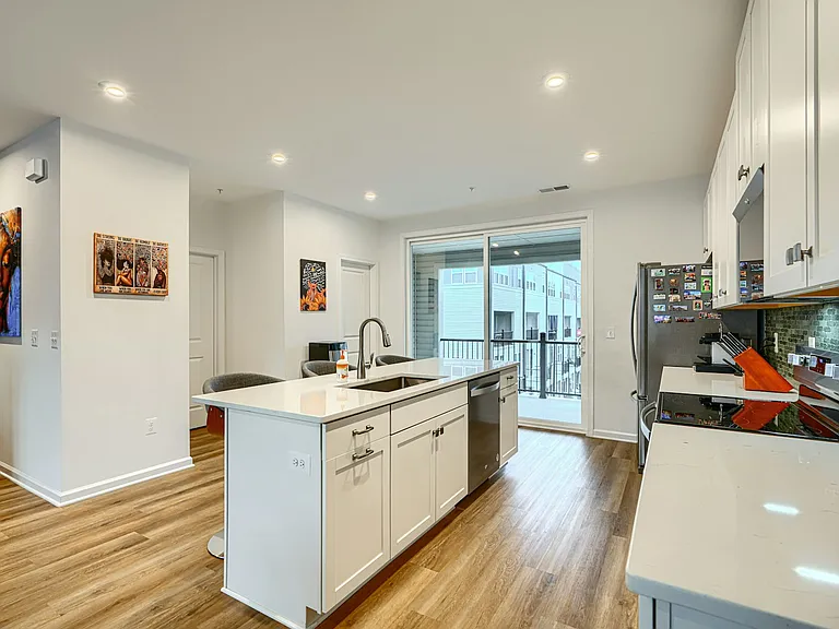 2596 Neabsco Common Pl — Photo 17