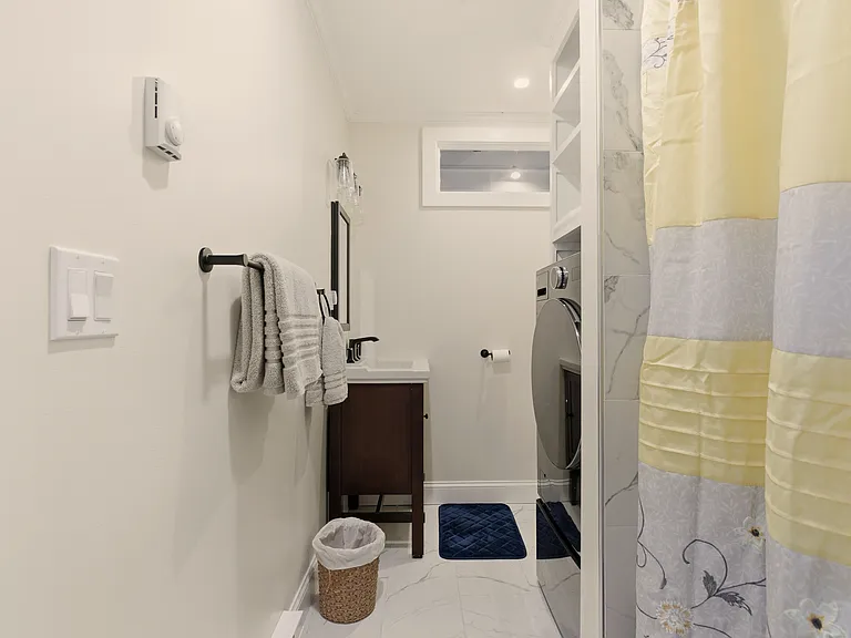 98 Kay St #4 — Photo 13