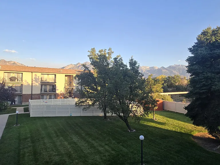 1118 E 6600 S #C6 — Photo 18