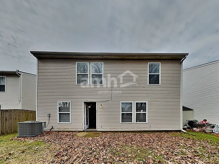 1939 Dutch Elm Dr — Photo 21