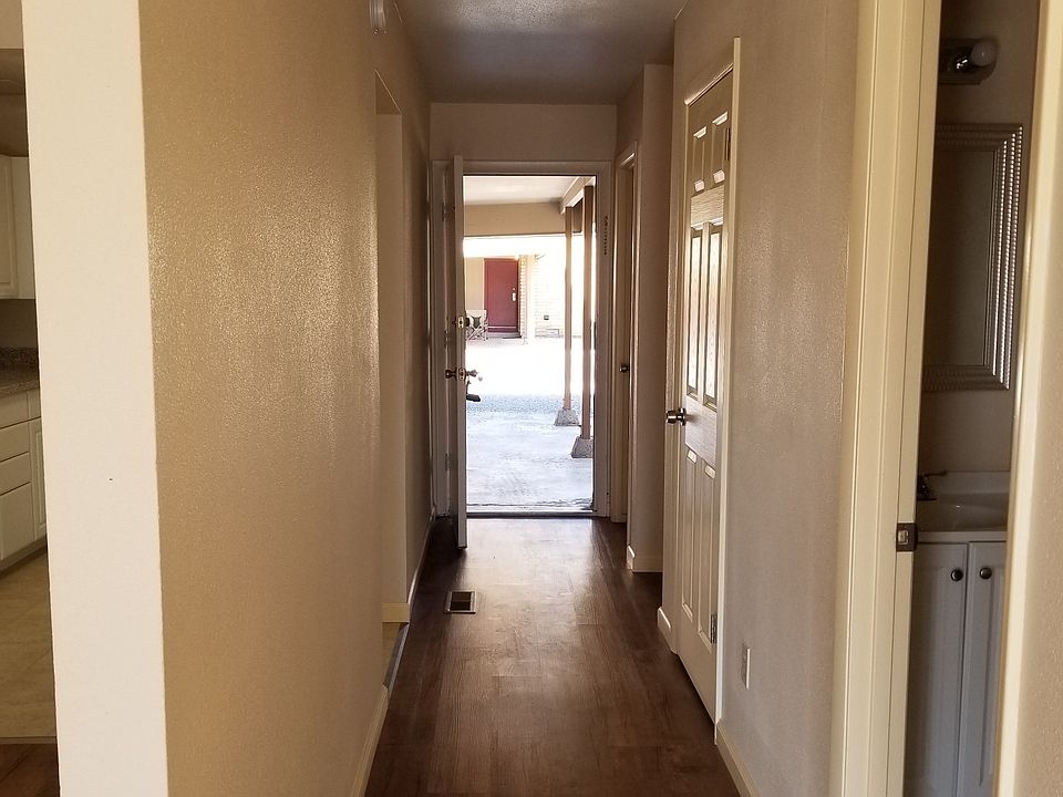 Sierra Manor Townhomes 982 982 W Center St Fallon NV Zillow